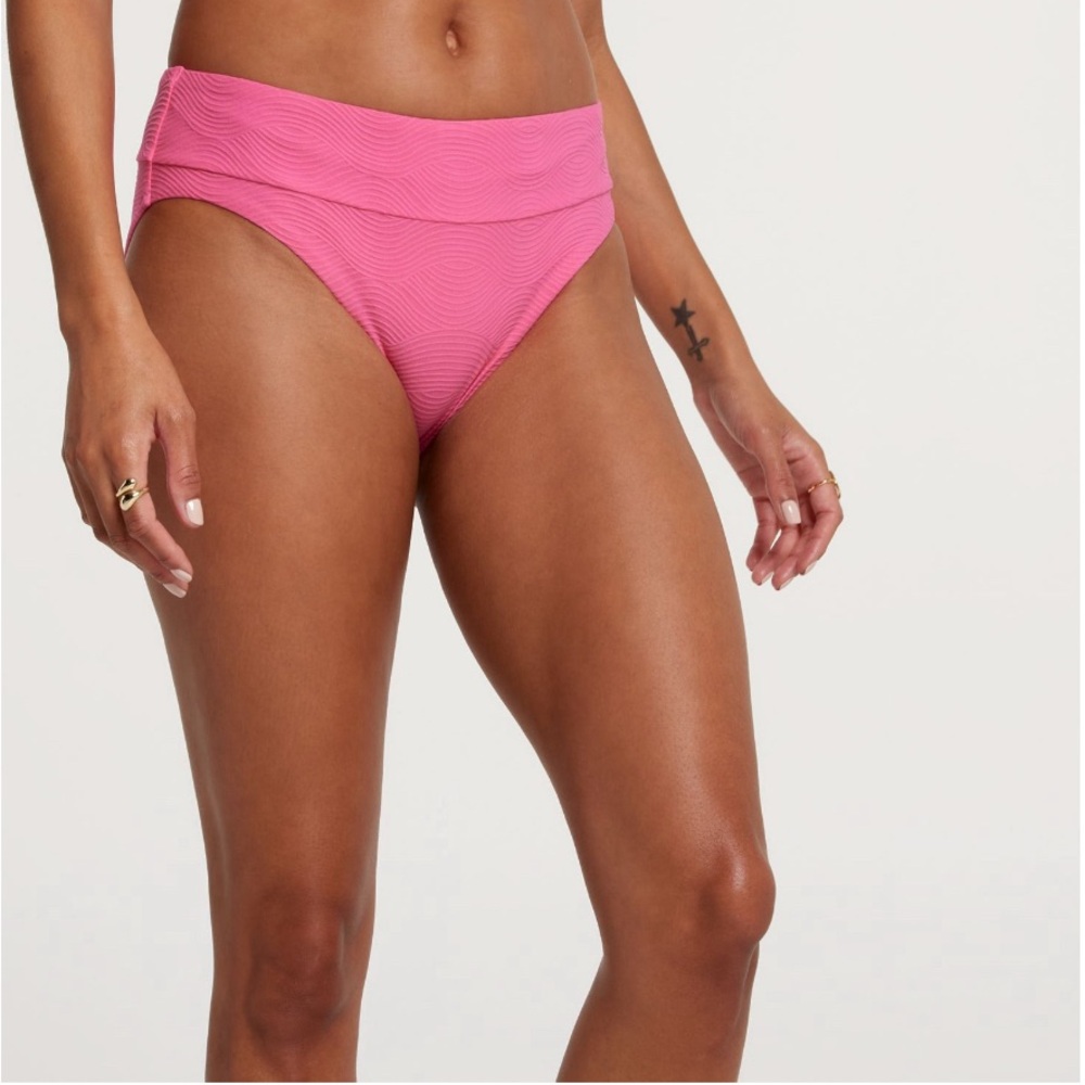 NEW CALIA by Carrie Underwood $38 swimsuit bottoms bikini mid rise pink waves